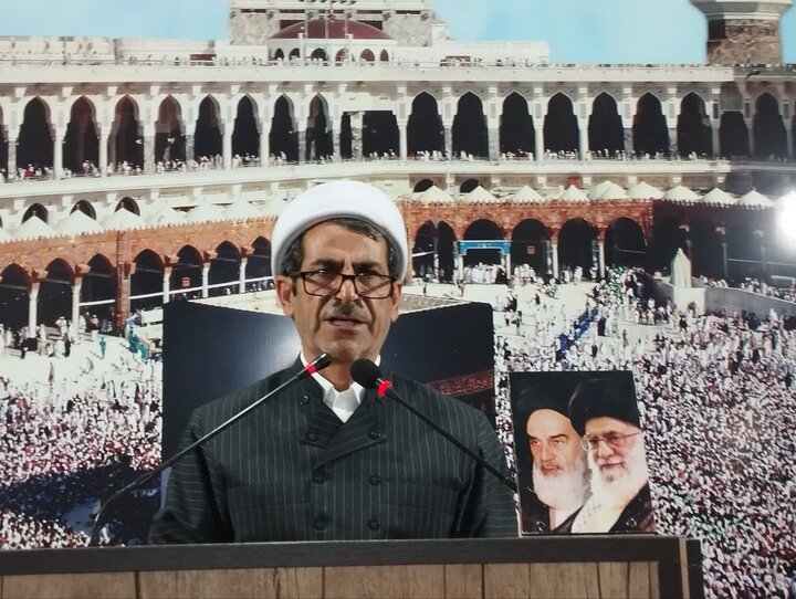 ماموستا احمدی: امام خمینی(ره)عزت نفس را به مستضعفان جهان بازگرداند