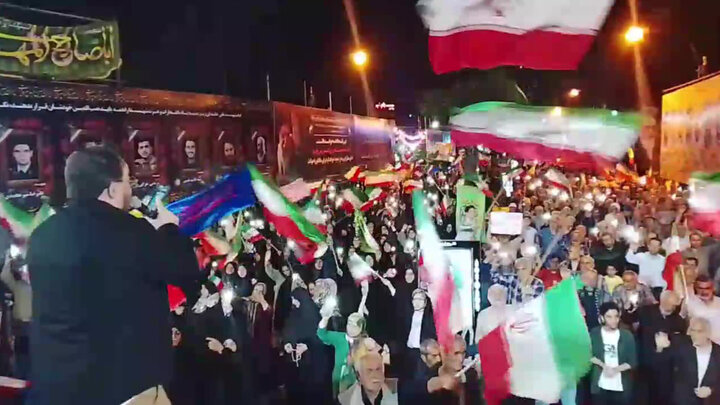 اجتماع پرشور مردمی در نوشهر
