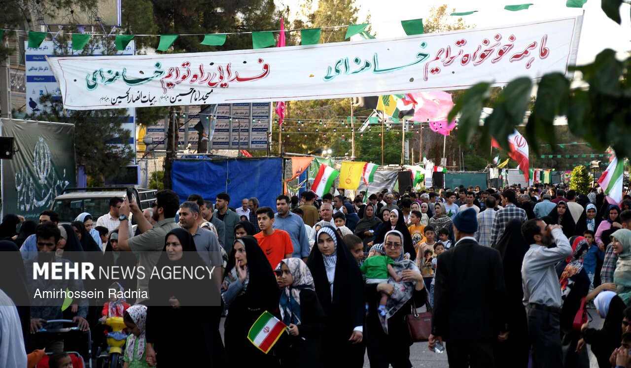 مهمونی کیلومتری عید غدیر در بیرجند