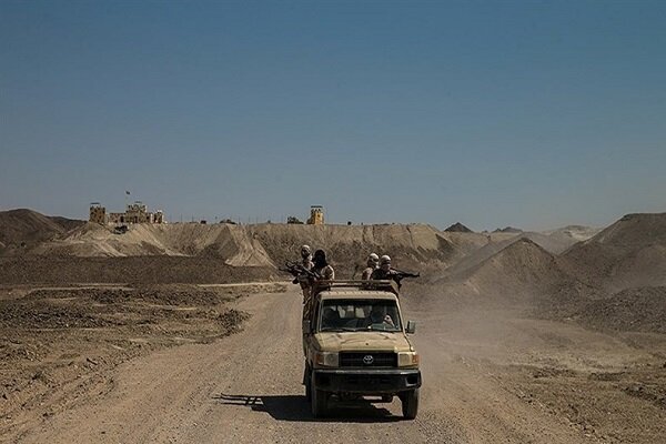 6 terrorists killed in clash with border guards in southeast Iran