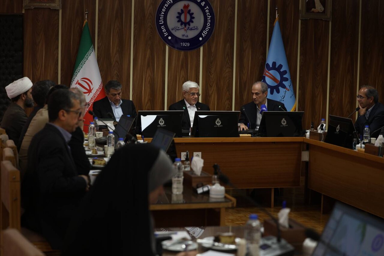 كشور،علمي،جنگ،اساتيد،نخبگان،مهاجرت،علم،معاون،نقش،شرايط