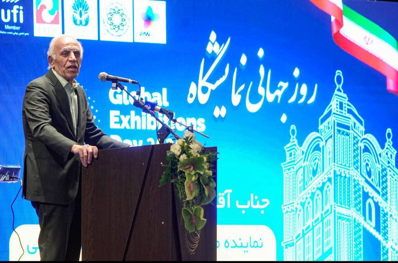 نمايشگاه،تبريز،اجتماعي،توسعه،نماينده،مجموعه،مديريت،اشاره،جها ...