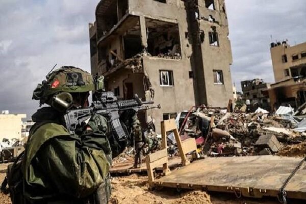 VIDEO: Israeli forces shoot on Palestinian in Al-Zaytoun Are