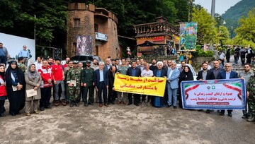 رکوردشکنی جهانی پله‌زنی در قلعه رودخان با پیام حمایت از «شوکا»