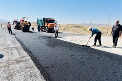 ۳۰ کیلومتر روکش آسفالت در محورهای مواصلاتی استان بوشهر اجرا شد