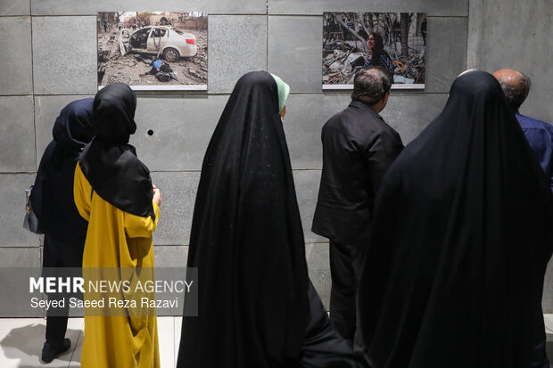 آیین افتتاح نمایشگاه عکس «تهران؛ خط مقدم مقاومت»