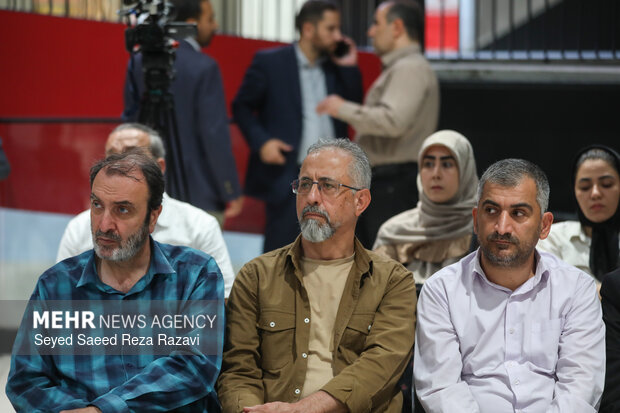 آیین افتتاح نمایشگاه عکس «تهران؛ خط مقدم مقاومت»