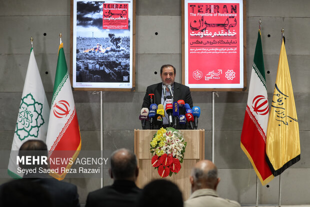 آیین افتتاح نمایشگاه عکس «تهران؛ خط مقدم مقاومت»