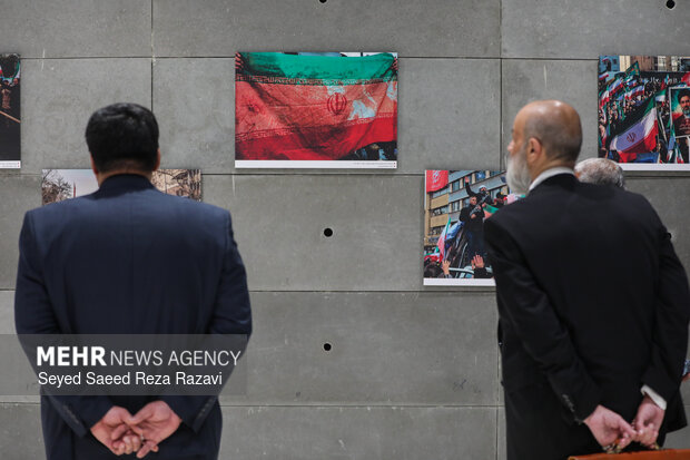 آیین افتتاح نمایشگاه عکس «تهران؛ خط مقدم مقاومت»