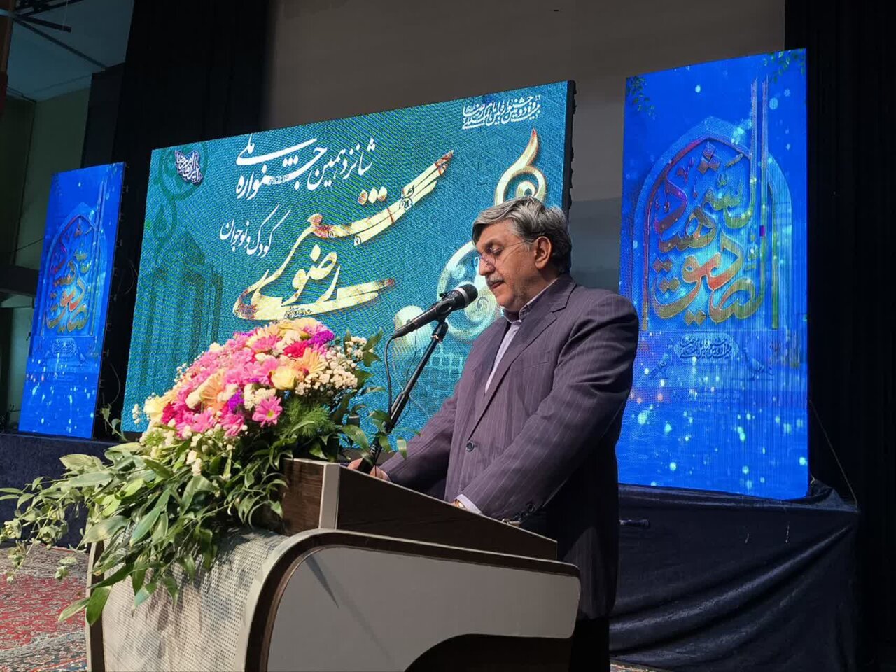 فلاح لاله‌زاری: ادبیات و هنر قلب و جان انسان‌ها را تسخیر می‌