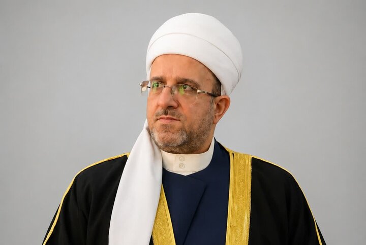 دشمن به دنبال تغییر باورها و هویت نسل جوان مسلمان است