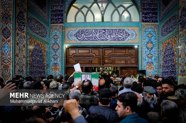 بدرقه پیکر مطهر شهدای نیروی پدافند هوایی ارتش در تهران