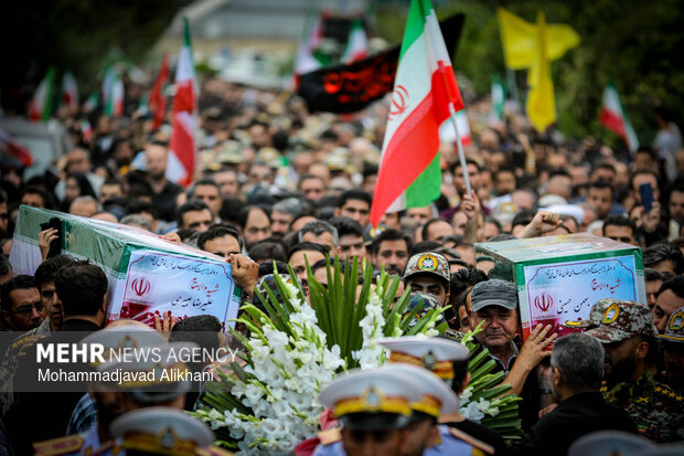 بدرقه پیکر مطهر شهدای نیروی پدافند هوایی ارتش در تهران
