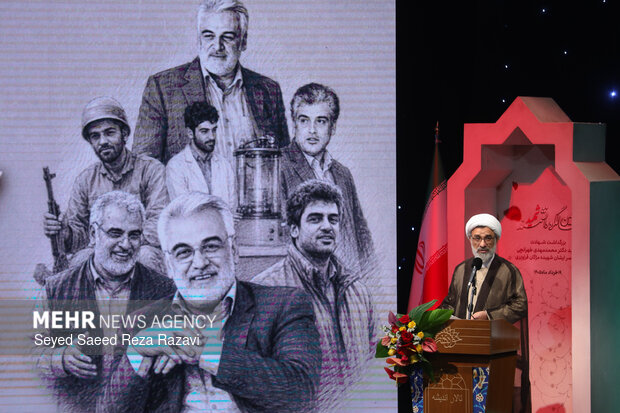 مراسم نخستین سالگرد شهادت دانشمند شهید محمدمهدی طهرانچی