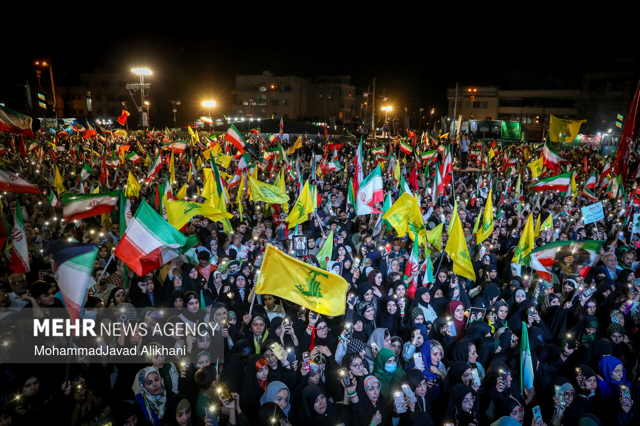 حماسه حضور زاهدانی‌ها در نود و نهمین شب از شهادت قائد امت