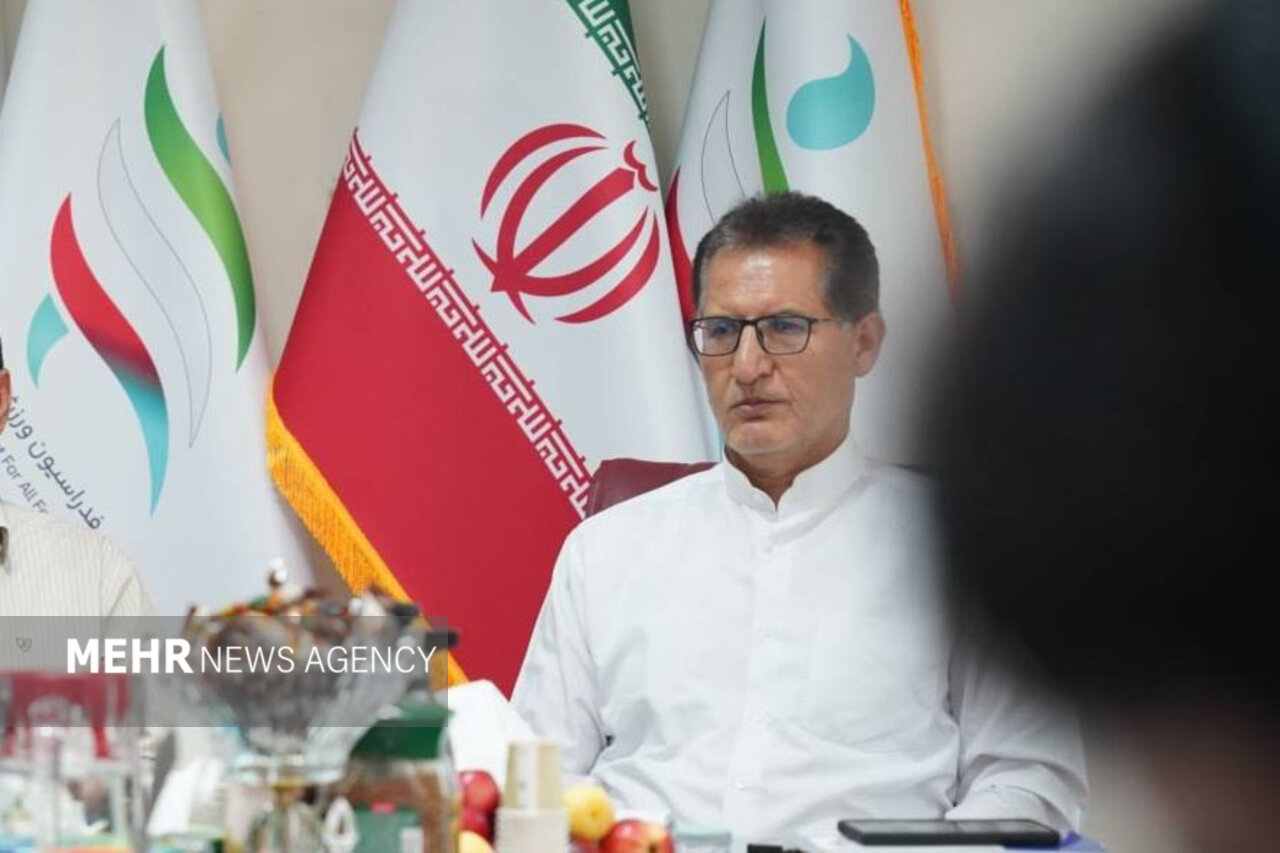 علی خلیلی: همزمان با بدرقه آیتالله علی خامنهای، با رهبر جدید بیعت میکنیم