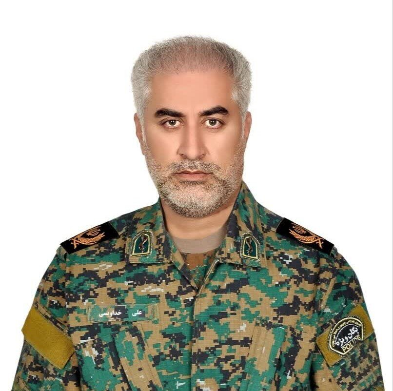 پرواز در پی قافله‌سالار؛ ۴۸ ساعت پس از «رهبر شهید»، علی هم آسمانی شد