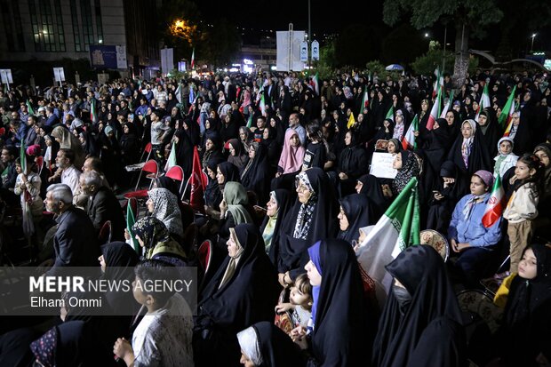 بزرگداشت یکصدمین شب «حماسه ملی میدان» در سنندج
