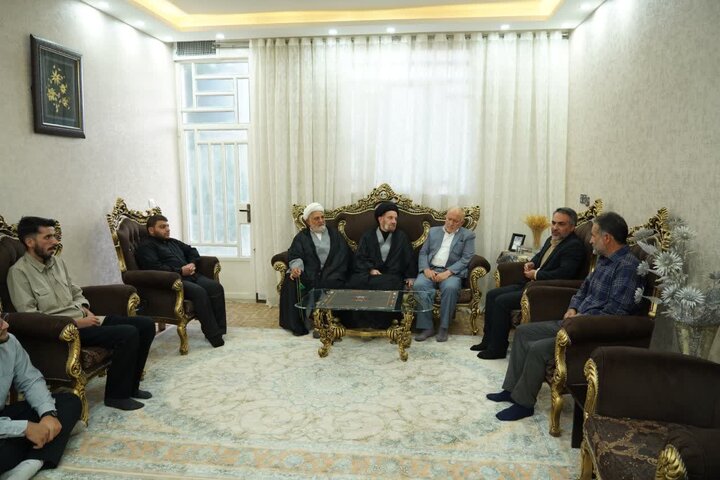 جوانان همچنان بابصیرت و آگاهی بیشتر در مسیر انقلاب گام بر می‌دارند