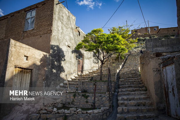 شهر زیبای شهر مُجِن