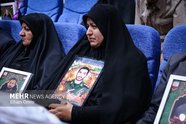گرامیداشت شهدای جنگ رمضان در سنندج