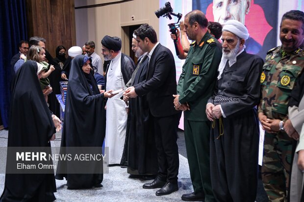 گرامیداشت شهدای جنگ رمضان در سنندج