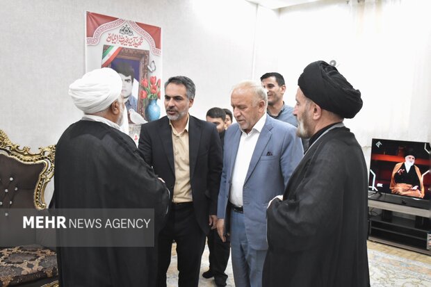 یادواره خانگی شهید «حمیدرضا ولی محمودوند» از شهدای ناوشکن دنا