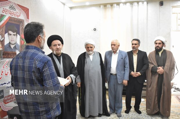 یادواره خانگی شهید «حمیدرضا ولی محمودوند» از شهدای ناوشکن دنا