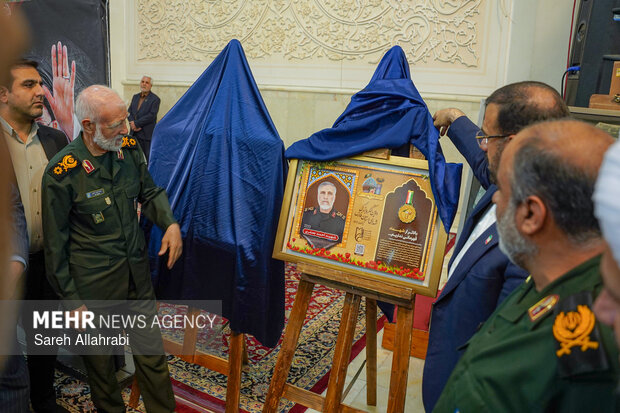 یادمان سرداران شهید احمد جعفری و غلامرضا رضائیان در حرم شاهچراغ(ع)