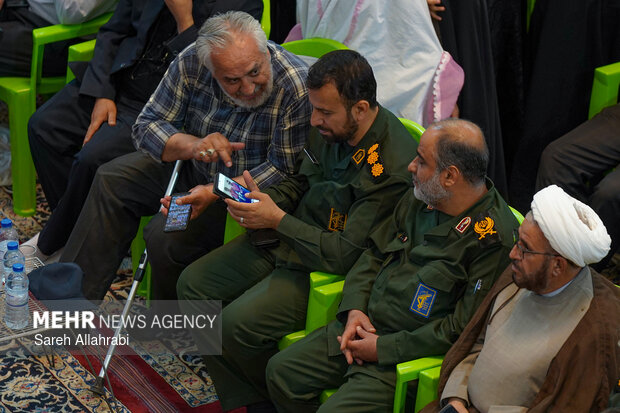 یادمان سرداران شهید احمد جعفری و غلامرضا رضائیان در حرم شاهچراغ(ع)
