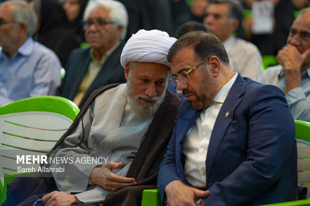 یادمان سرداران شهید احمد جعفری و غلامرضا رضائیان در حرم شاهچراغ(ع)