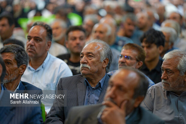 یادمان سرداران شهید احمد جعفری و غلامرضا رضائیان در حرم شاهچراغ(ع)