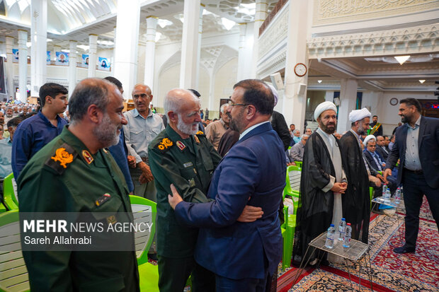 یادمان سرداران شهید احمد جعفری و غلامرضا رضائیان در حرم شاهچراغ(ع)
