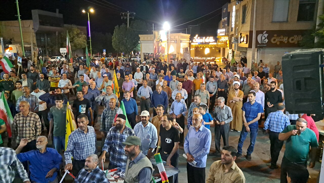 یکصد و دومین شب تجمع حماسی مردم اردستان