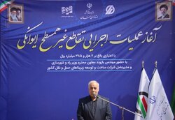 ۱۲ هزار کیلومتر راه در حال ساخت داریم؛ استان سمنان قطب ترانزیت کشور