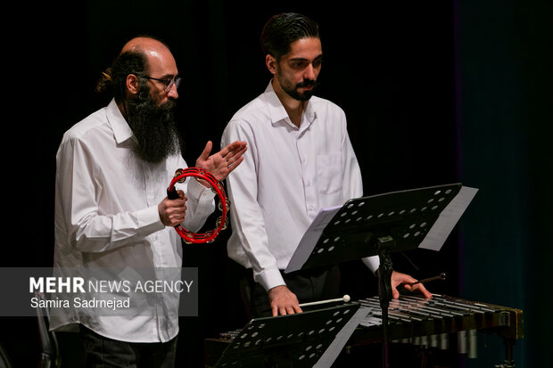 اجرای ارکستر موسیقی ملی ایران «از دیار نغمه‌خوانی»