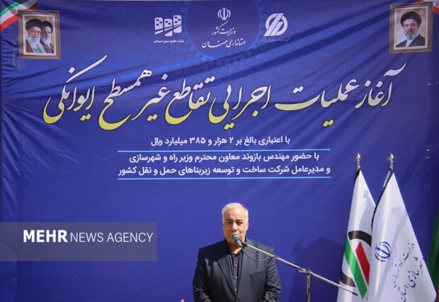 ۱۲ هزار کیلومتر راه در حال ساخت داریم؛ استان سمنان قطب ترانزیت کشور