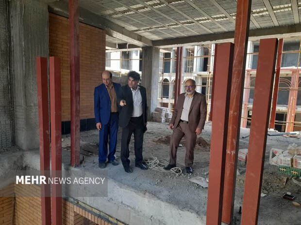 بازرس کل استان بوشهر: سرعت و کیفیت در ساخت‌وسازهای آموزشی مد نظر باشد