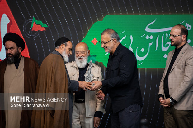 آیین افتتاحیه بیست‌وچهارمین رویداد فرهنگی «عطر سیب»