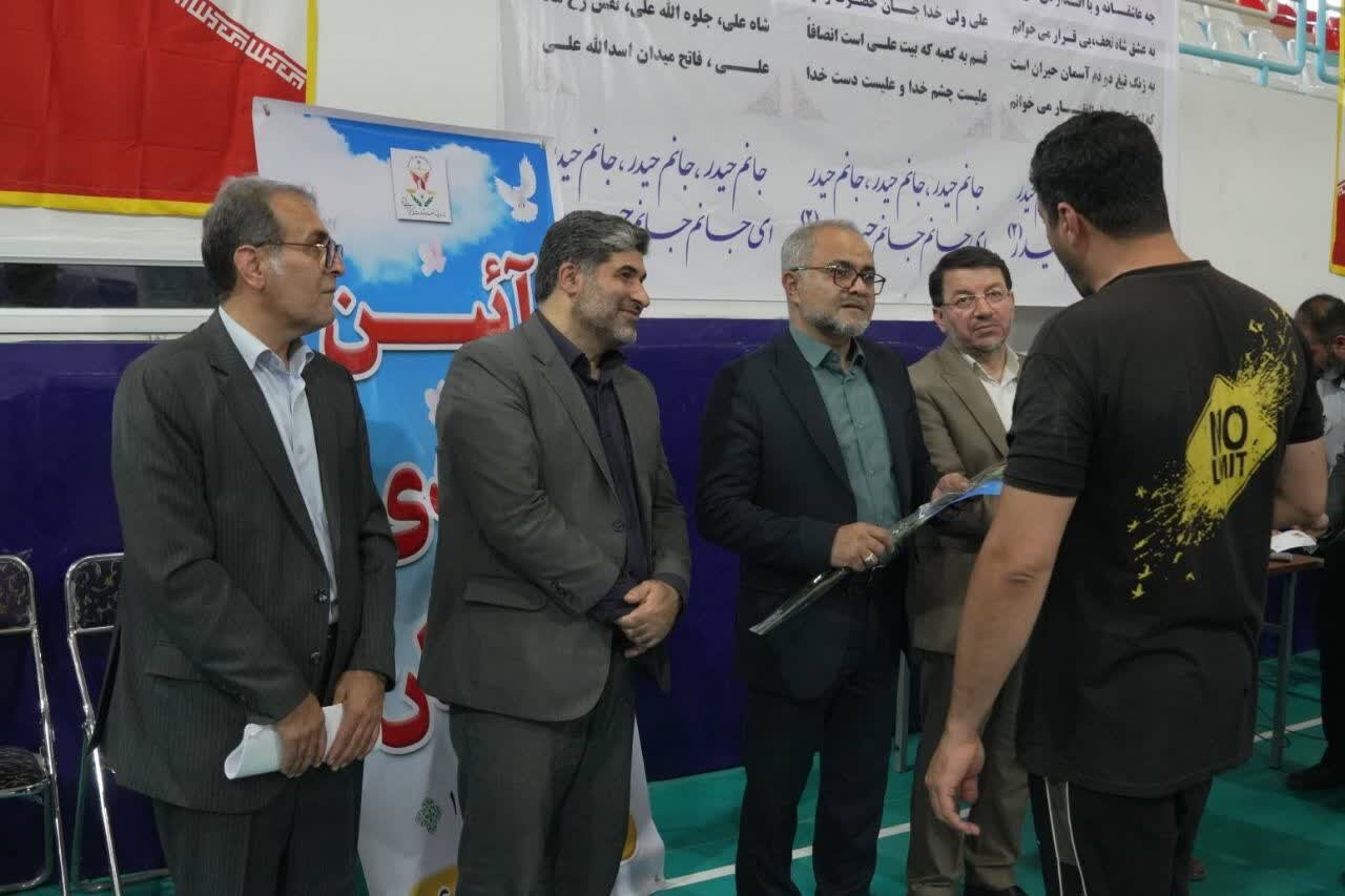 ۱۳۶ زندانی از زندان ساری آزاد شدند