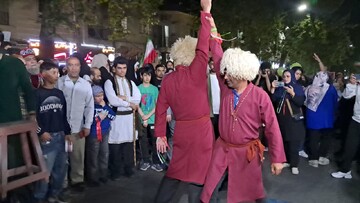 اعلام وفاداری هنرمندان گلستان به آرمان‌های انقلاب