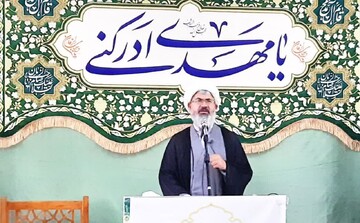 عزت و امنیت کشور باید در عرصه جهانی به نمایش گذاشته شود