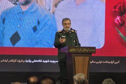 محسن رضایی: ترامپ حتی از مذاکره با ایران می‌ترسد