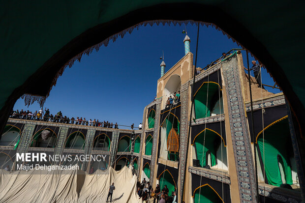 آیین سنتی پوش کشی حسینیه بزرگ فهادان یزد