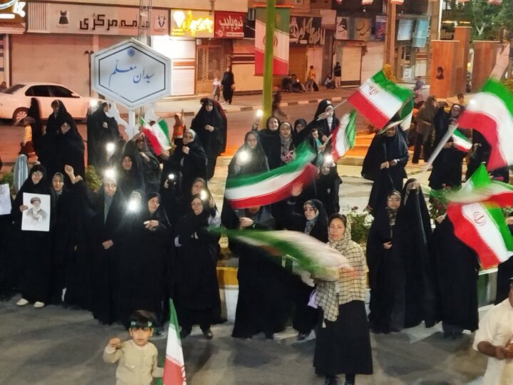 شکوه حضور مردم خمین در بیعت با رهبری به ایستگاه ۱۰۴ رسید
