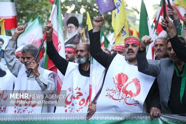 بیعت کفن پوشان ورامینی با آرمان‌های قائد شهید