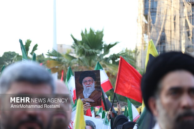 بیعت کفن پوشان ورامینی با آرمان‌های قائد شهید