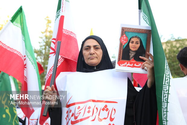 بیعت کفن پوشان ورامینی با آرمان‌های قائد شهید