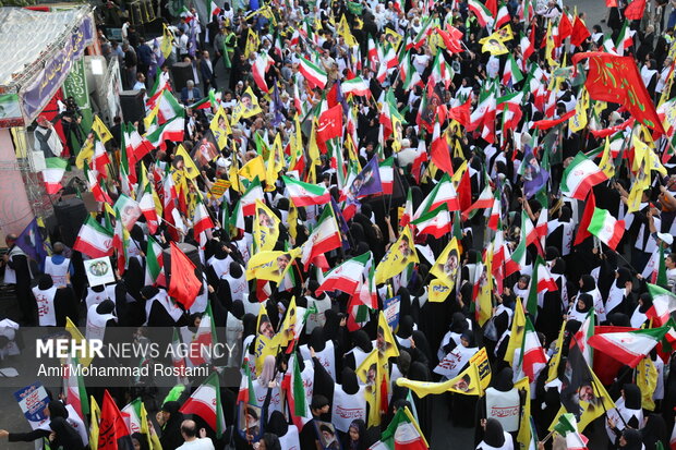 بیعت کفن پوشان ورامینی با آرمان‌های قائد شهید