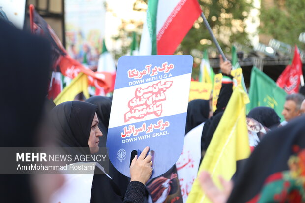 بیعت کفن پوشان ورامینی با آرمان‌های قائد شهید